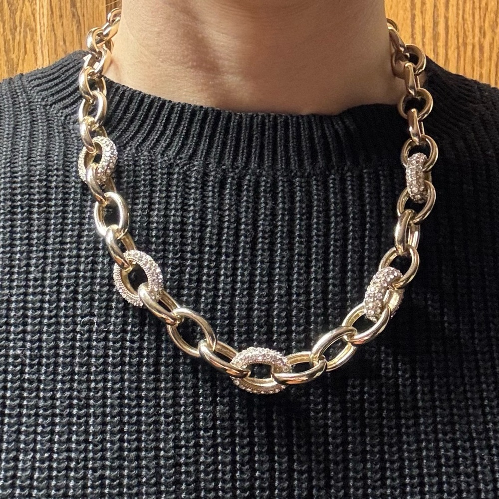 White House Black Market Gold Link Chain Necklace